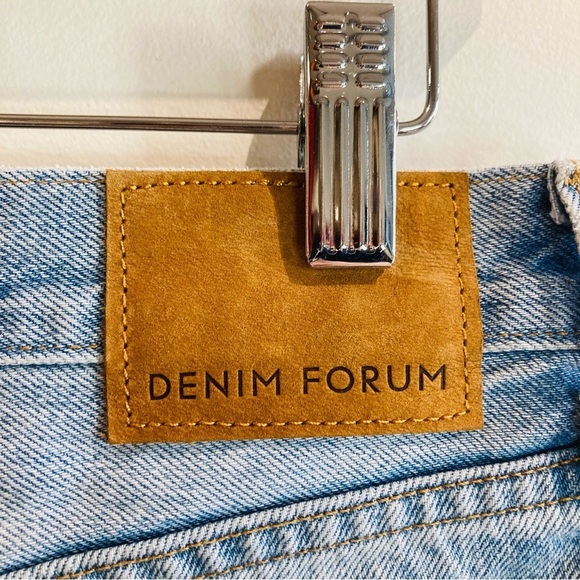 DENIM FORUM Sz 27 The Yoko Light Wash Distressed Denim  Jeans Shorts by Aritzia - Picture 12 of 16